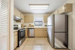 Picture of 5572 Deer Creek Drive, Orlando, FL 32821