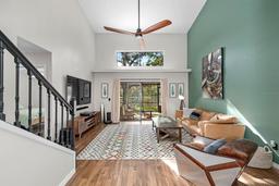 Picture of 17557 Fairmeadow Dr, Tampa, FL 33647