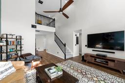 Picture of 17557 Fairmeadow Dr, Tampa, FL 33647