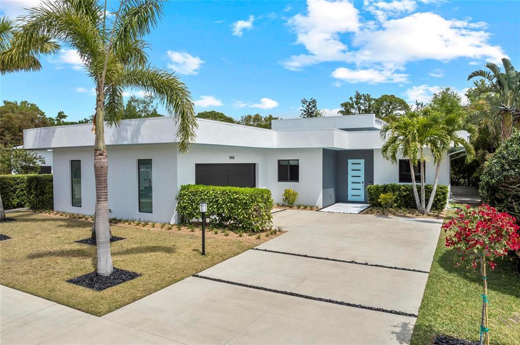 Picture of 5838 Meriwether Place, Sarasota, FL 34232