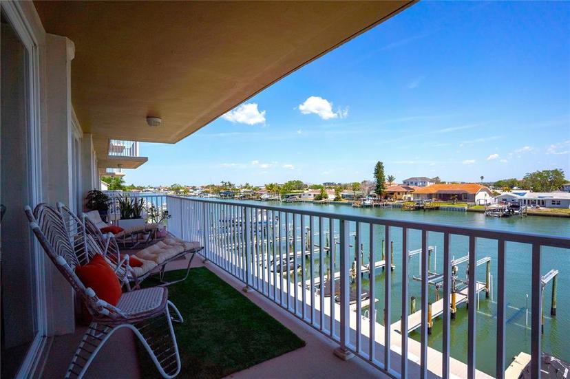 Picture of 223 Island Way Unit 3F, Clearwater FL 33767
