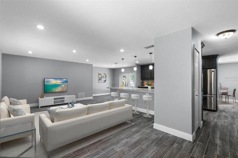 Picture of 607 Wavecrest Drive, Orlando FL 32807