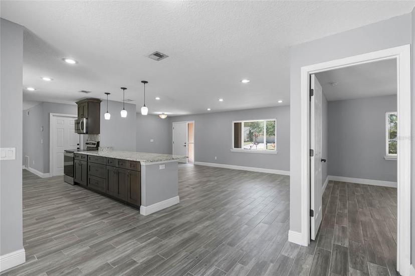 Picture of 607 Wavecrest Drive, Orlando FL 32807