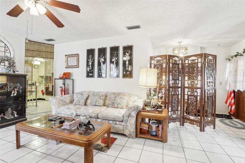 Picture of 6544 S West Shore Circle, Tampa FL 33616