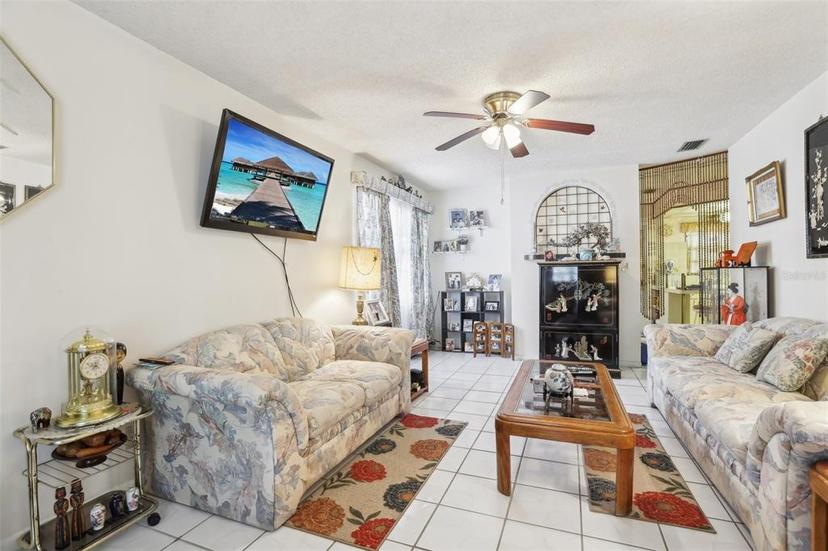 Picture of 6544 S West Shore Circle, Tampa FL 33616