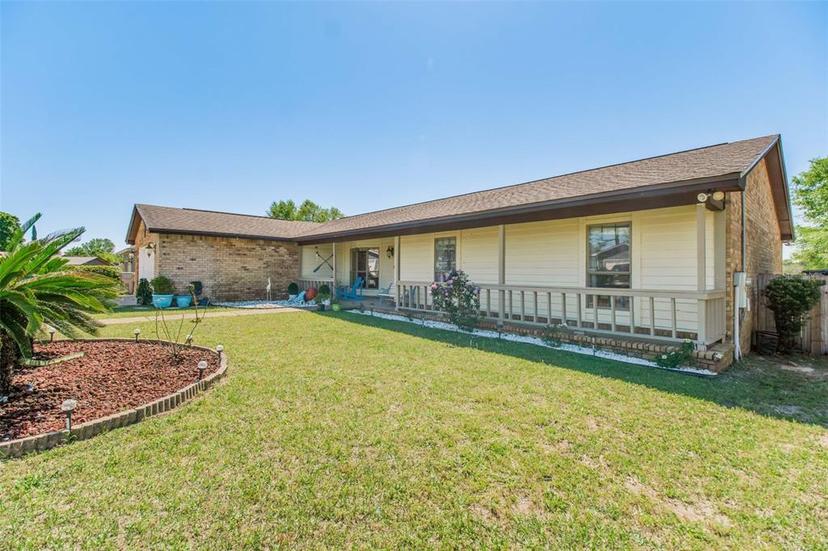 Picture of 5921 Roble Loma Drive, Pensacola FL 32526