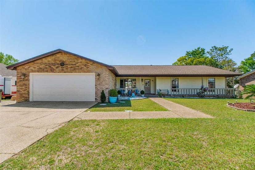 Picture of 5921 Roble Loma Drive, Pensacola FL 32526