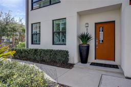 Picture of 2511 N Grady Avenue Unit 82, Tampa, FL 33607