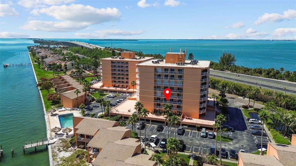 Picture of 7430 Sunshine Skyway Lane S Unit 402, St Petersburg, FL 33711