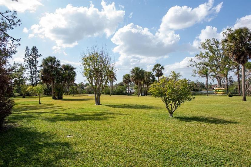 Picture of 60 N Oxford Drive, Englewood FL 34223