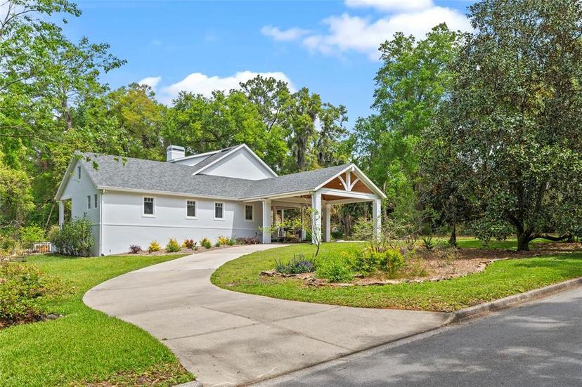 Picture of 1417 Olympia Avenue, Mount Dora FL 32757
