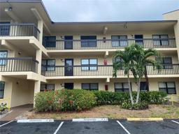 Picture of 425 30Th Avenue W Unit C112, Bradenton, FL 34205