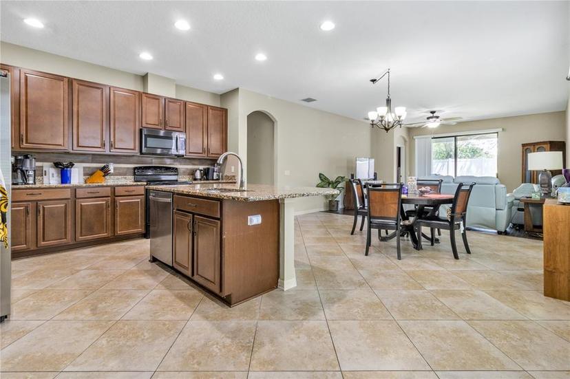 Picture of 11638 Palmetto Pine Street, Riverview FL 33569