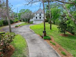 Picture of 1616 S Peninsula Drive, Daytona Beach, FL 32118