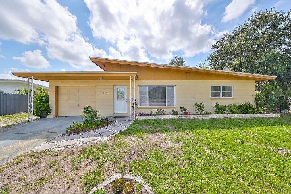 Picture of 3491 58Th Street N, St Petersburg, FL 33710