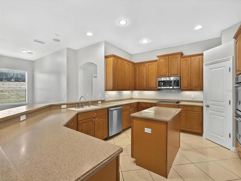 Picture of 1551 Sherbrook Drive, Clermont FL 34711