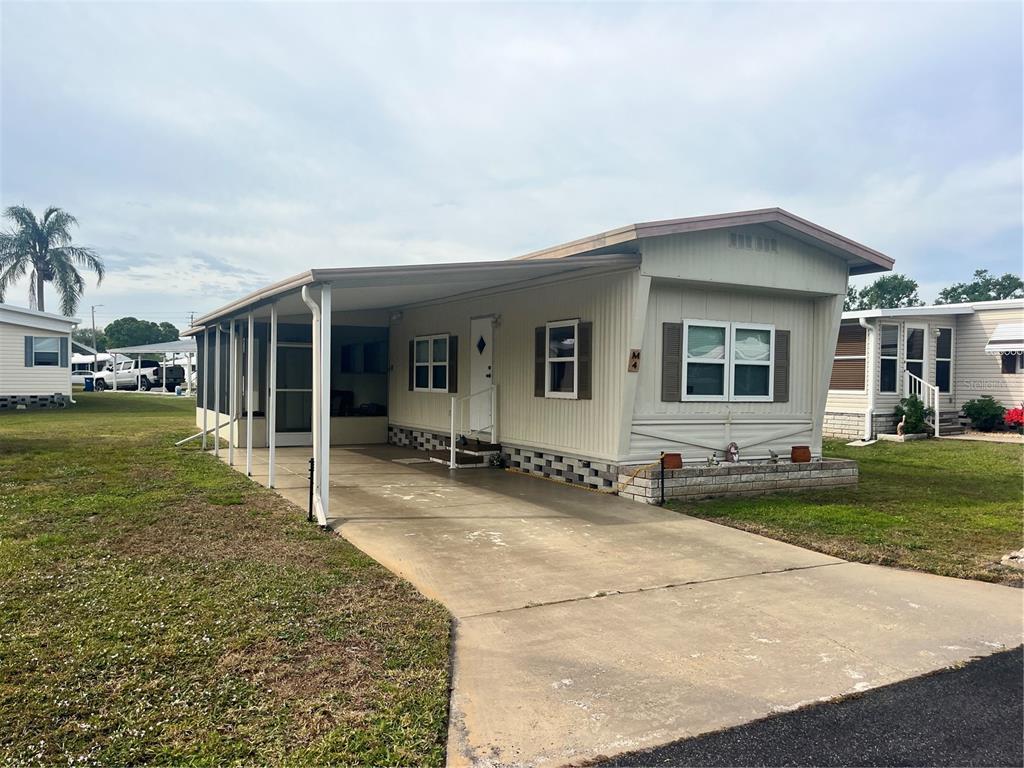 Picture of 5316 53Rd Avenue E Unit M4, Bradenton, FL 34203