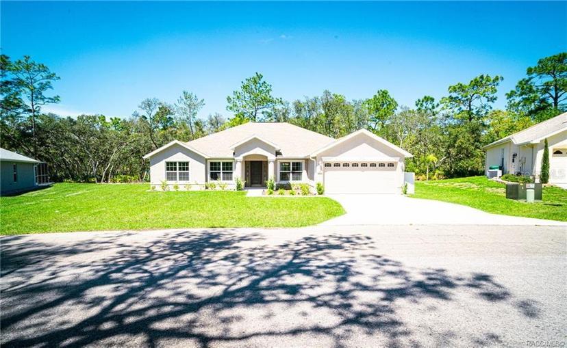 Picture of 16 Cyclamen Court W, Homosassa FL 34446