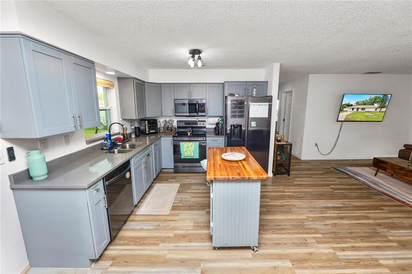 Picture of 2937 Delrose Drive N, Lakeland FL 33805