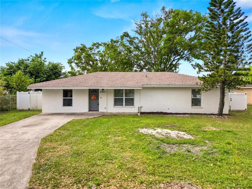 Picture of 2937 Delrose Drive N, Lakeland FL 33805