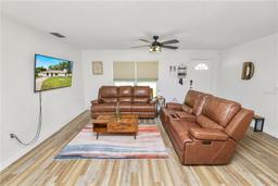 Picture of 2937 Delrose Drive N, Lakeland, FL 33805