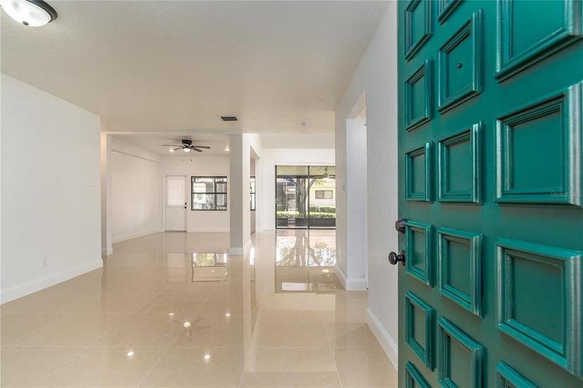 Picture of 101 Dorado Court, Plant City FL 33566