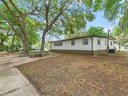 Picture of 16065 SE 99Th Terrace, Summerfield, FL 34491