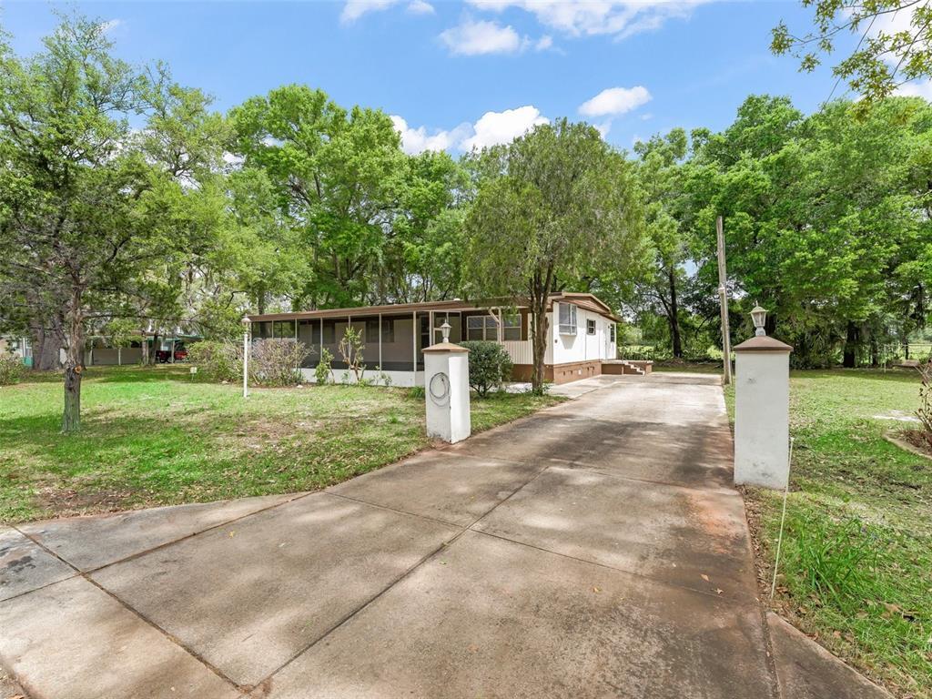 Picture of 16065 SE 99Th Terrace, Summerfield, FL 34491