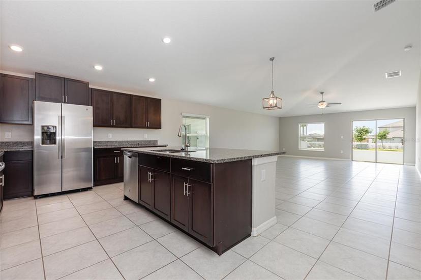 Picture of 13581 Willow Bluestar Loop, Riverview FL 33579