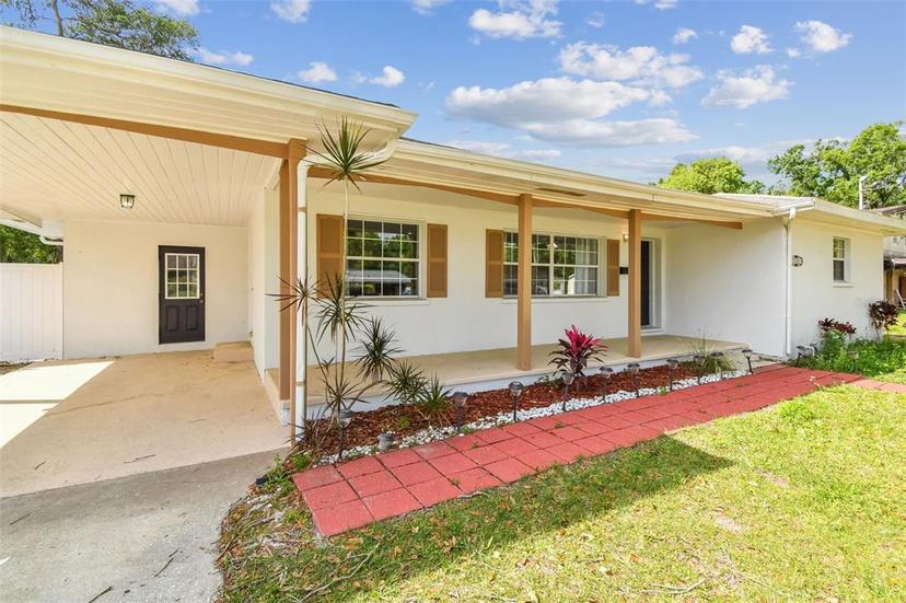 Picture of 2001 Spooner Drive, Plant City FL 33563