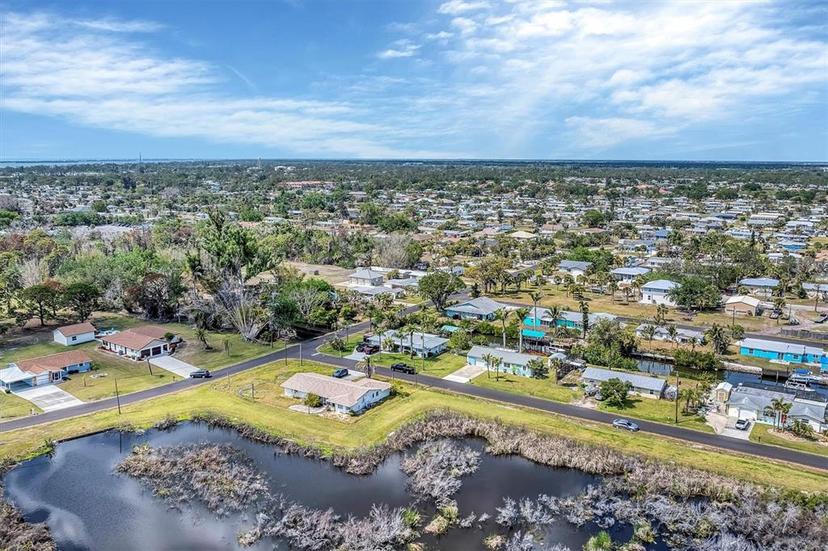 Picture of 1010 Haste Lane, Englewood FL 34223