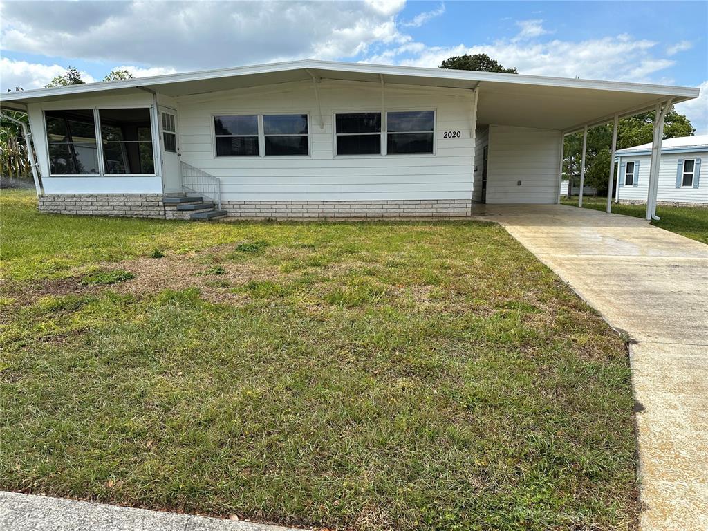 Picture of 2020 E Lake Drive Unit Ge, Zellwood, FL 32798