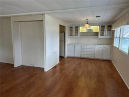 Picture of 2020 E Lake Drive Unit Ge, Zellwood, FL 32798