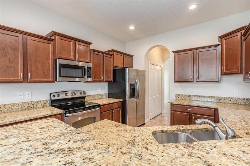 Picture of 13417 Lake Monroe Place, Riverview FL 33579