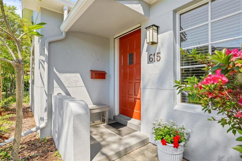 Picture of 615 14Th Avenue Ne, St Petersburg FL 33701