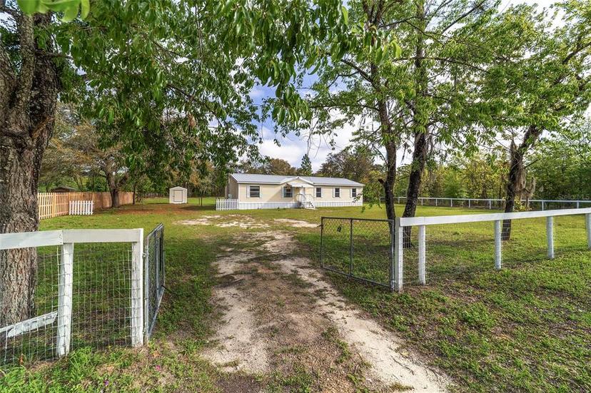 Picture of 16641 SW 57Th Street, Ocala FL 34481