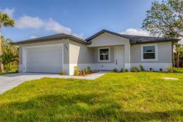 Picture of 102 Arrow Lane, Rotonda West, FL 33947