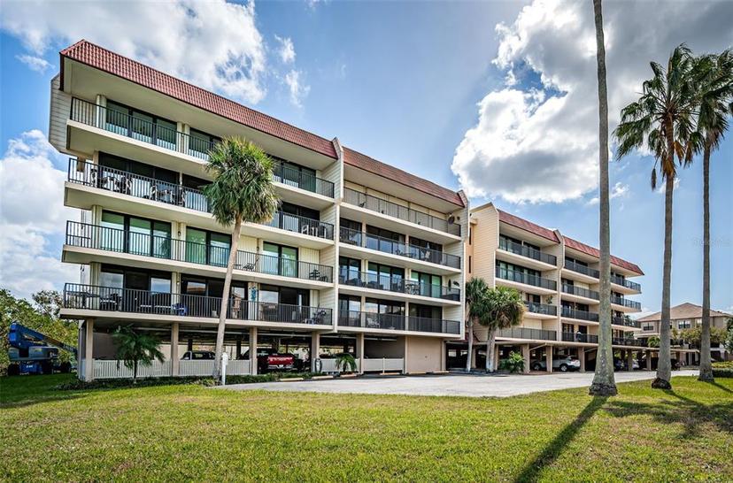 Picture of 2700 Bayshore Boulevard Unit 9209, Dunedin FL 34698