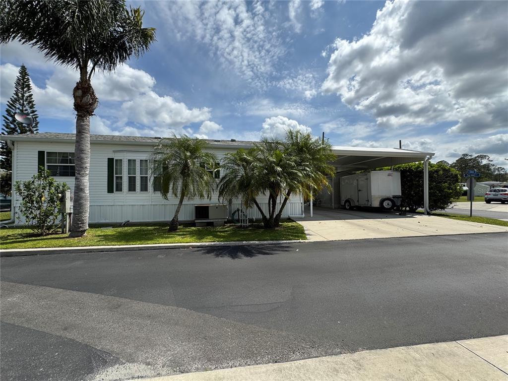 Picture of 1385 Pine Island Drive S, St Cloud, FL 34771