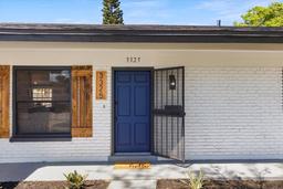 Picture of 3325 W Paris Street, Tampa, FL 33614