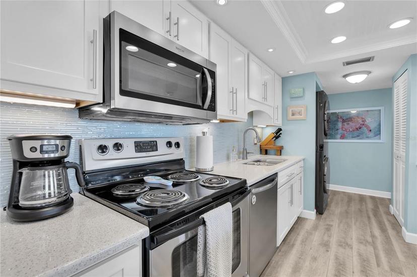 Picture of 200 120Th Avenue W Unit 3A, St Petersburg FL 33706