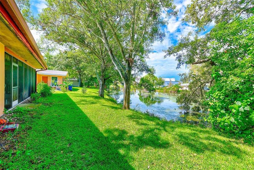 Picture of 1895 Lake Judy Lee Drive, Largo FL 33771