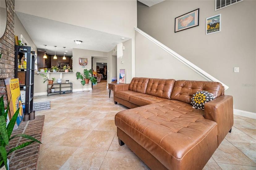 Picture of 8135 Settlers Landing Trail N, Jacksonville FL 32244