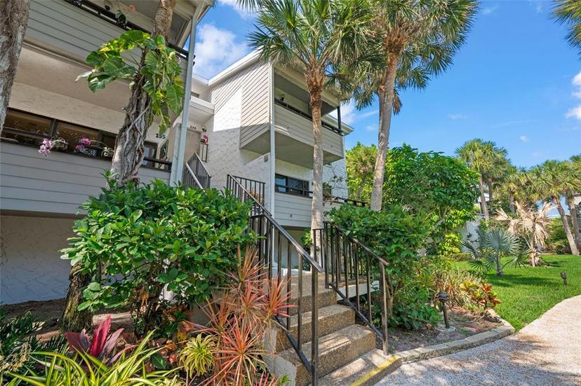 Picture of 1555 Tarpon Center Drive Unit 156, Venice FL 34285