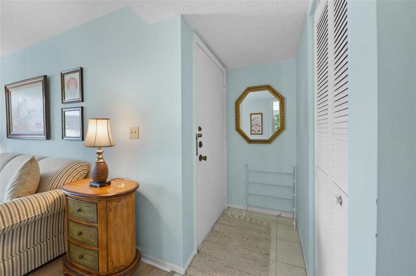 Picture of 1555 Tarpon Center Drive Unit 156, Venice FL 34285