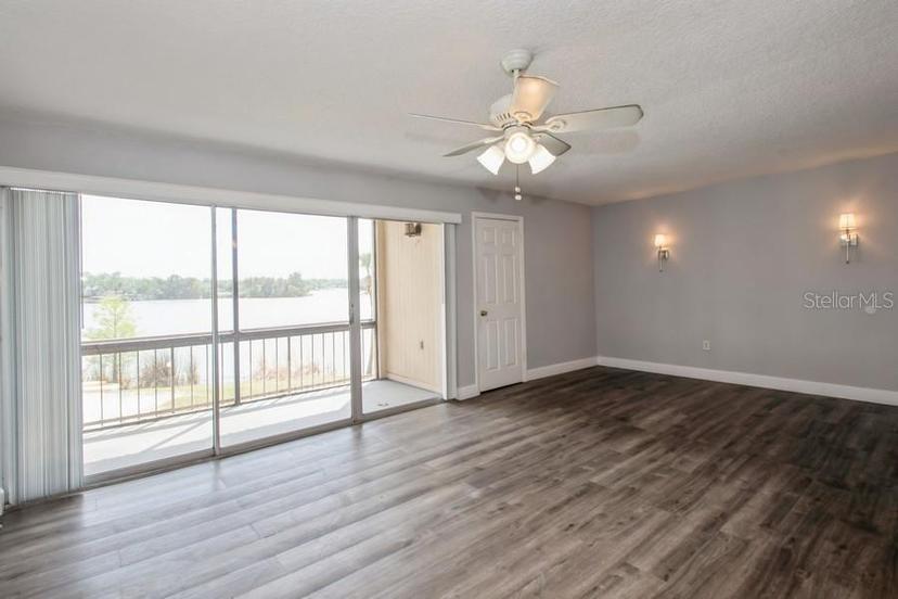 Picture of 582 Orange Drive Unit 102, Altamonte Springs FL 32701
