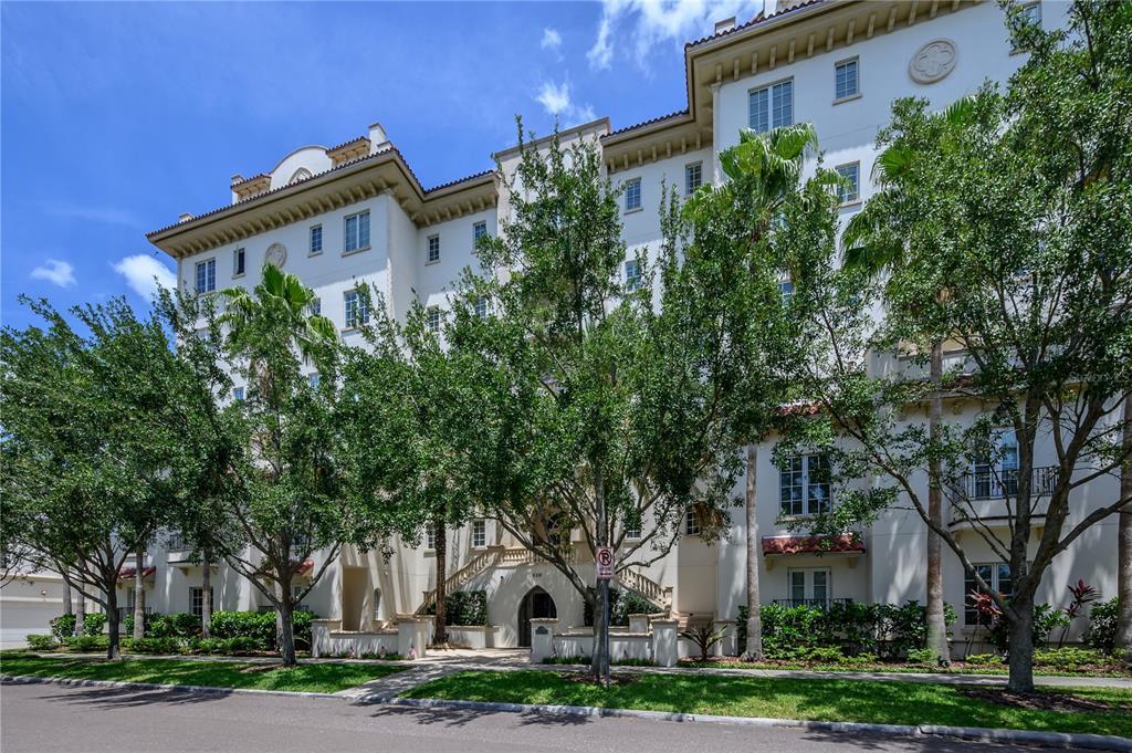Picture of 610 S Rome Avenue Unit 201, Tampa, FL 33606