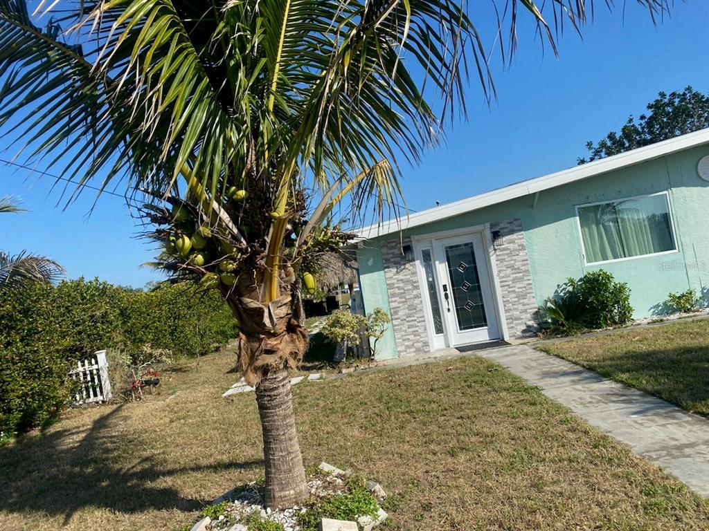Picture of 471 Sharon Cir, Port Charlotte, FL 33952