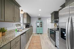 Picture of 522 E 4Th Street, Port St Joe, FL 32456
