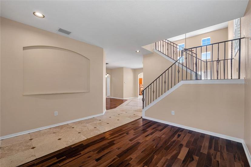 Picture of 7714 Cedarhurst Lane, Tampa FL 33625